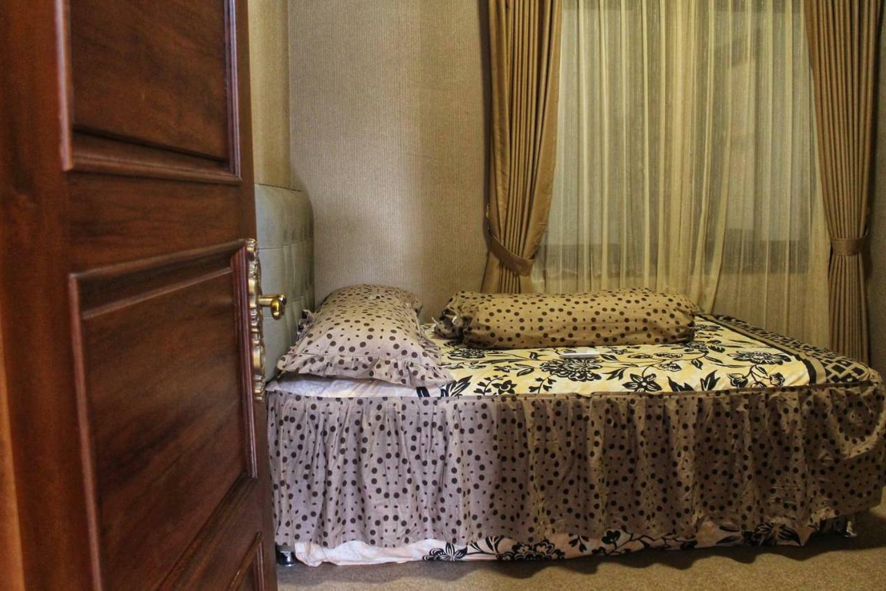 Villa Fernasya House Yogyakarta Exterior foto